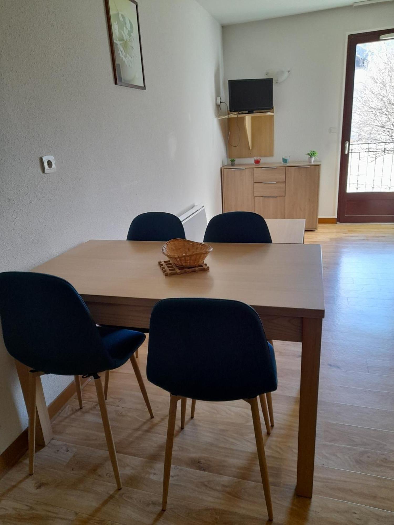 Appartement T2 Jardins De Ramel Bagnères-de-Luchon Dış mekan fotoğraf